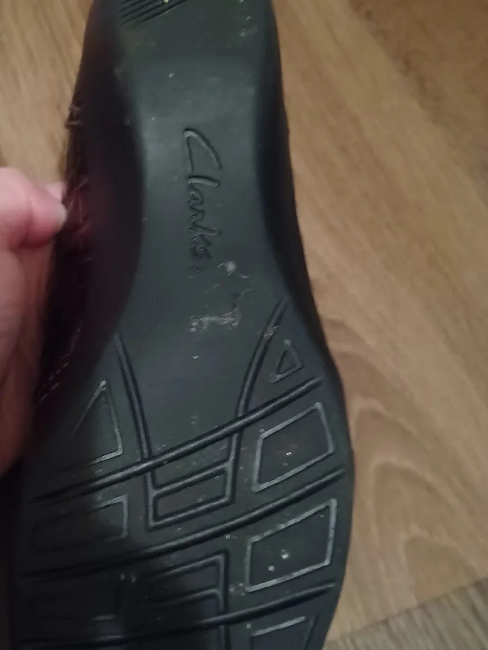 Clarks croc embossed